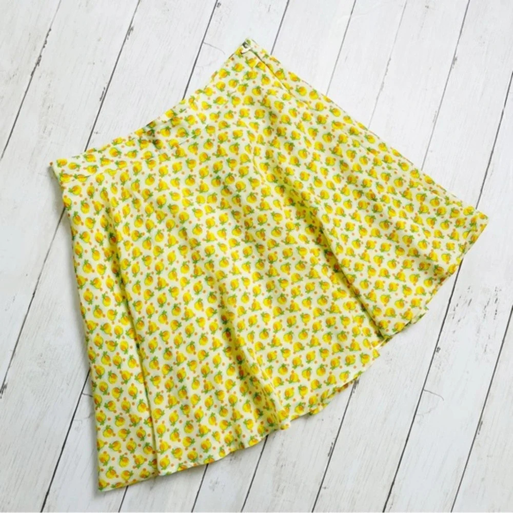 Forever 21 Exclusive‎ Lemon\Orange Print Skater Skirt Size XS